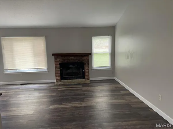 $2,300 | 4507 Cambrook Drive, St. Charles, MO 63304