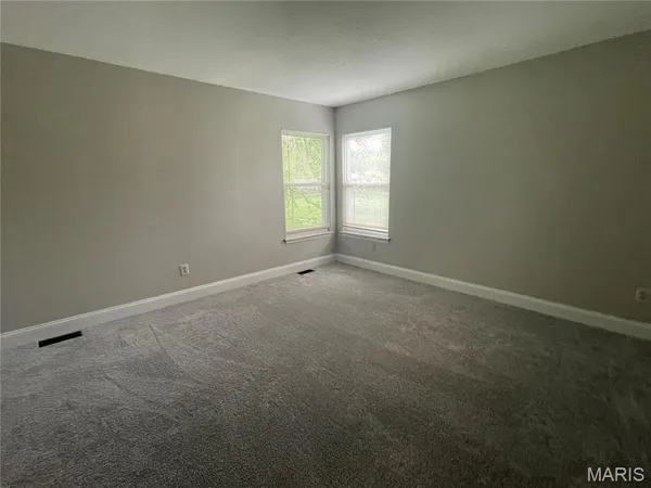 $2,300 | 4507 Cambrook Drive, St. Charles, MO 63304