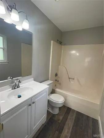 $2,300 | 4507 Cambrook Drive, St. Charles, MO 63304