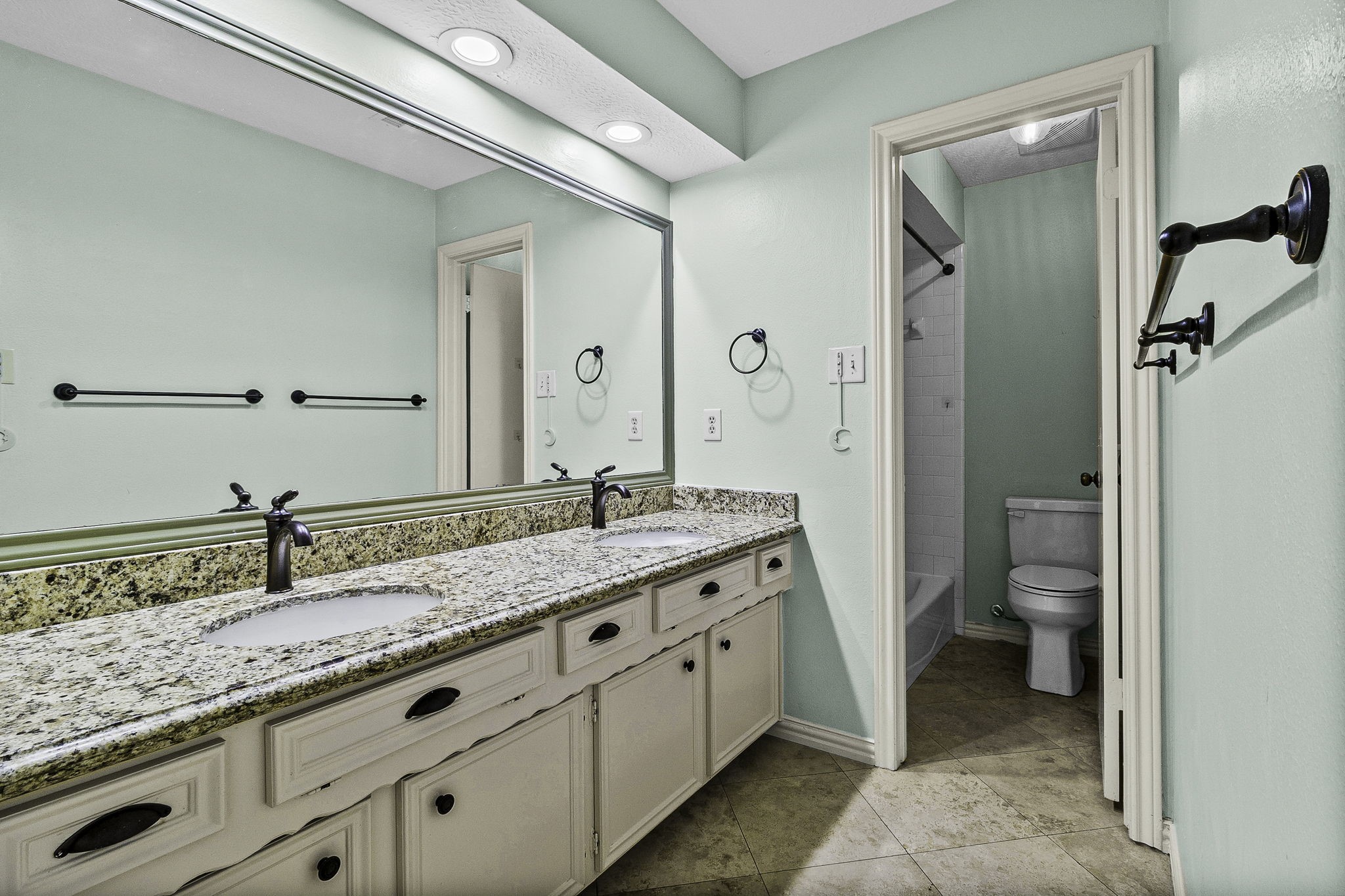 17615 Sorrell Ridge Drive Spring, TX 77388 - Photo 37 of 46