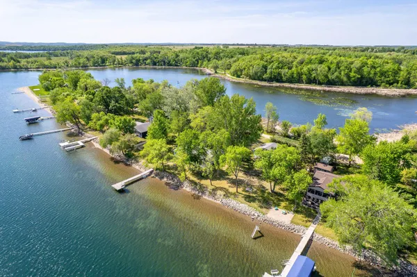 $999,000 | 22636 Coney Island Trail, Clitherall, MN 56524