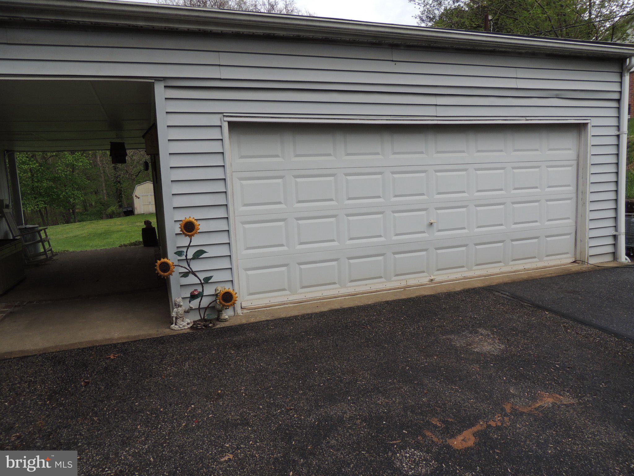 5838 Oklahoma Road Sykesville, MD 21784 - Photo 60 of 72 Charming garage with sunny accents.