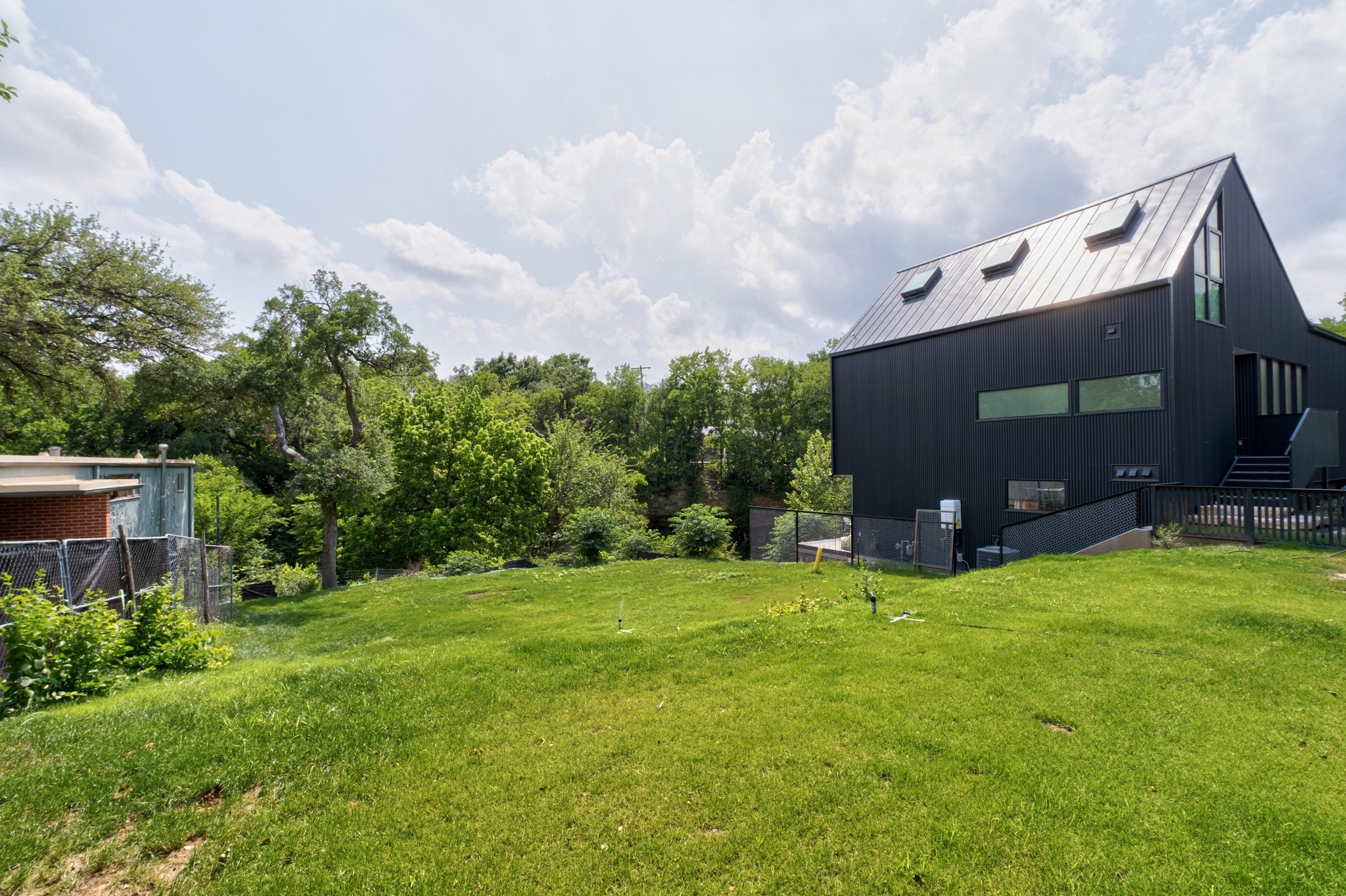 1113 West 31st Street Austin, TX 78705 - Photo 7 of 15