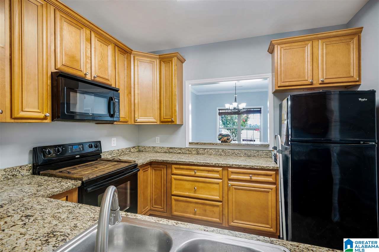 2005 Spruce Cove Springville, AL 35146 - Photo 11 of 26