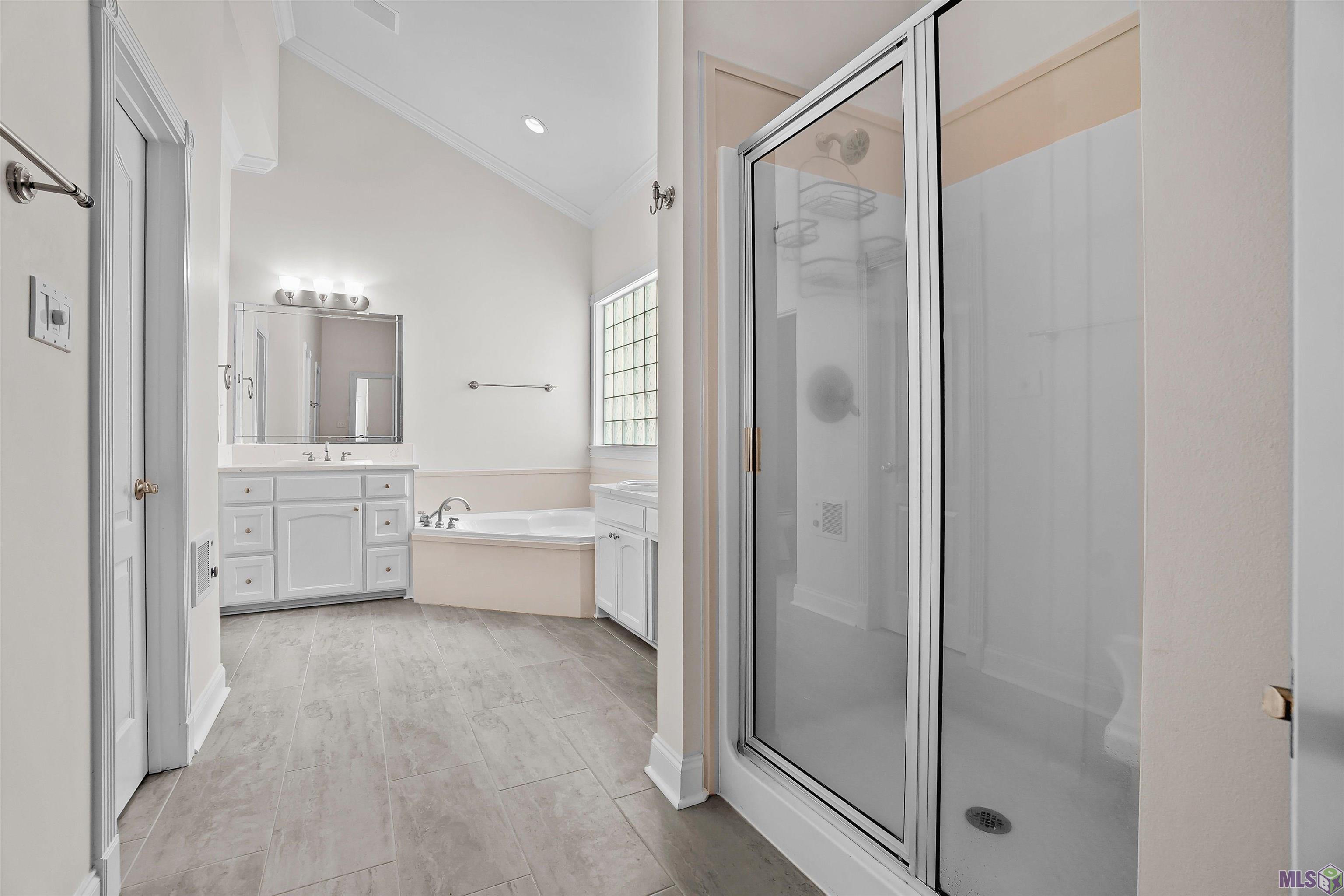 40400 Abby James Road Prairieville, LA 70769 - Photo 15 of 40 primary bath