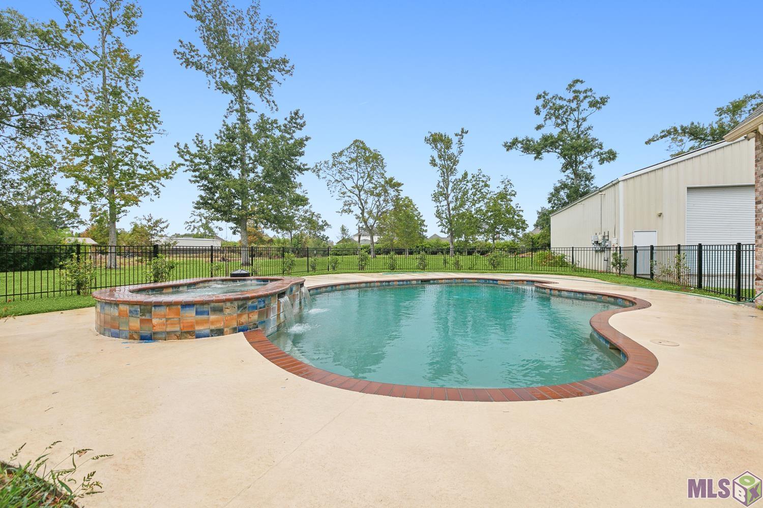 40400 Abby James Road Prairieville, LA 70769 - Photo 4 of 40