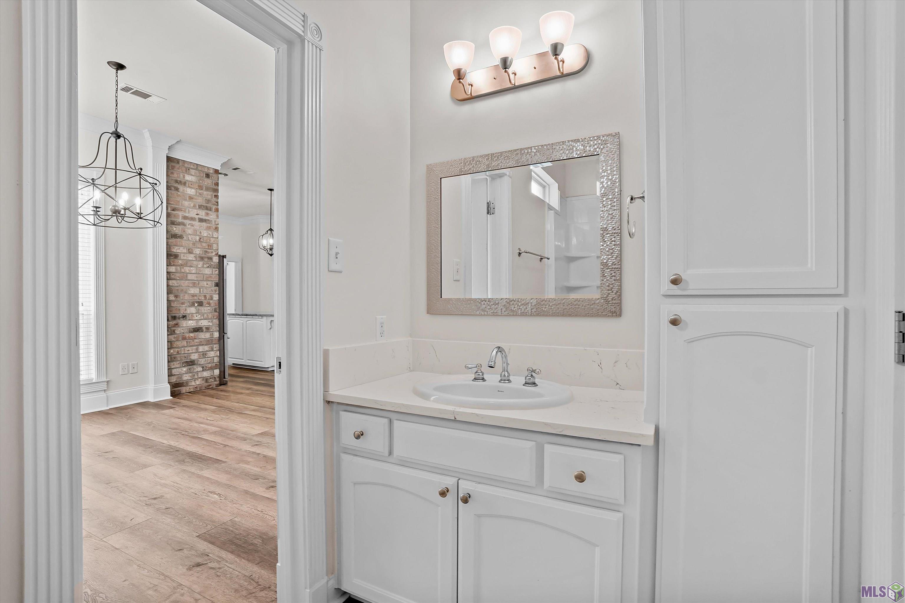 40400 Abby James Road Prairieville, LA 70769 - Photo 8 of 40 guest bathroom