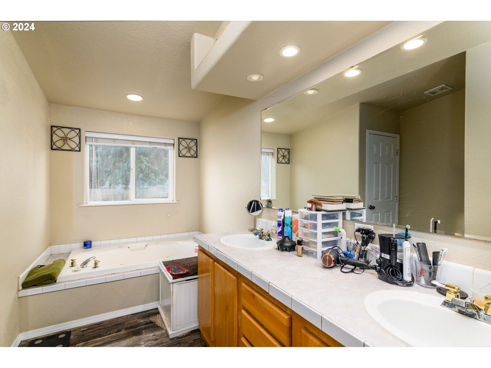 1672 Metzger Road Carson, WA 98610 - Photo 15 of 36 Gallery Image 15