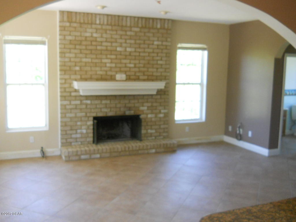 3789 Holmes Valley Road Vernon, FL 32462 - Photo 18 of 20 Gallery Image 18