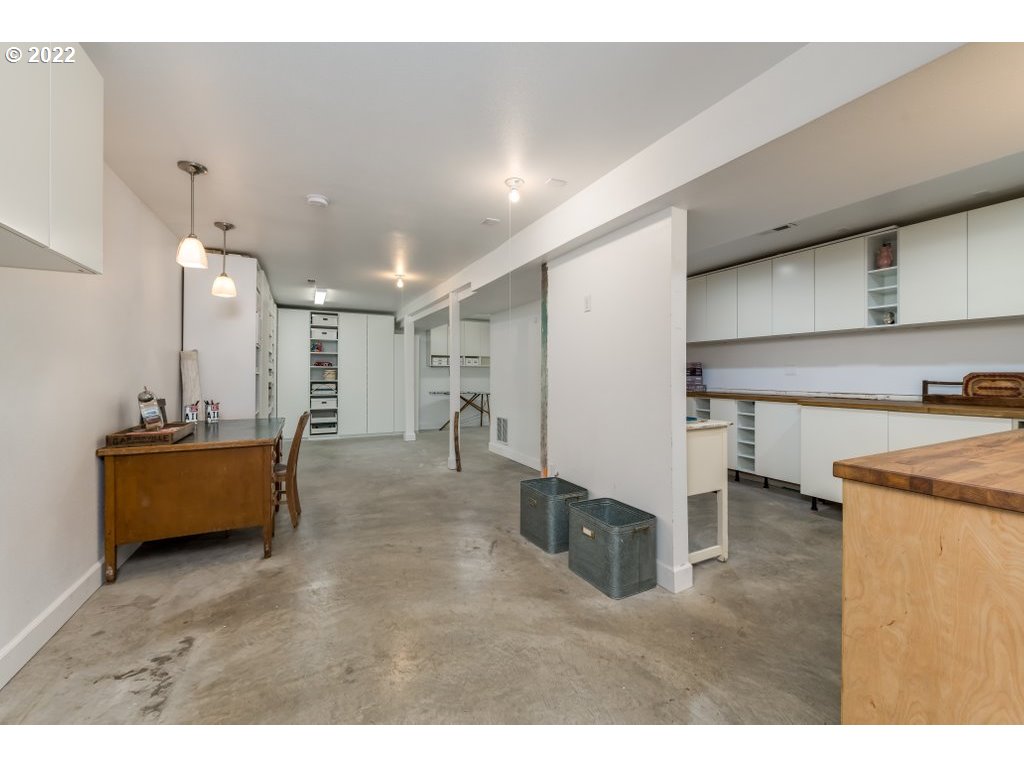 717 Northeast Liberty Street Portland, OR 97211 - Photo 21 of 32