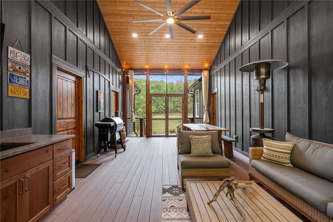 263 Brasstown Road Westminster, SC 29693 - Photo 25 of 50