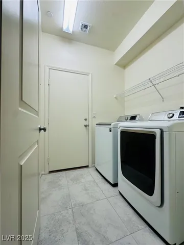 $2,300 | 3195 Brynley Avenue, Henderson, NV 89044