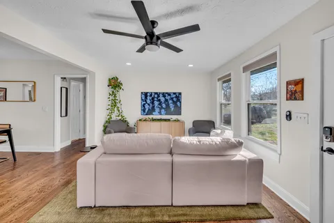 $594,000 | 2219 Fernwood Drive, Nashville, TN 37216