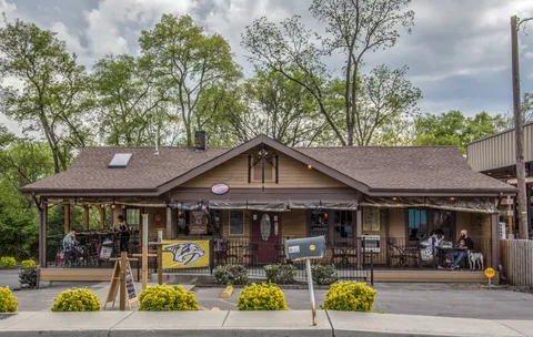 $594,000 | 2219 Fernwood Drive, Nashville, TN 37216