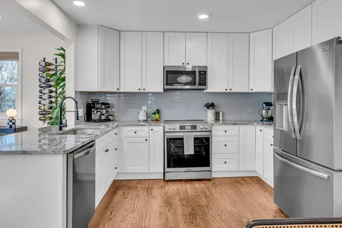 $594,000 | 2219 Fernwood Drive, Nashville, TN 37216