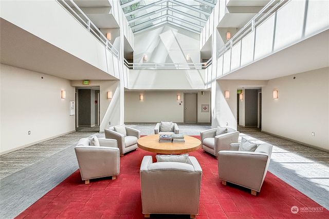$865,000 | 2600 2nd Avenue, Unit 2201, Seattle, WA 98121