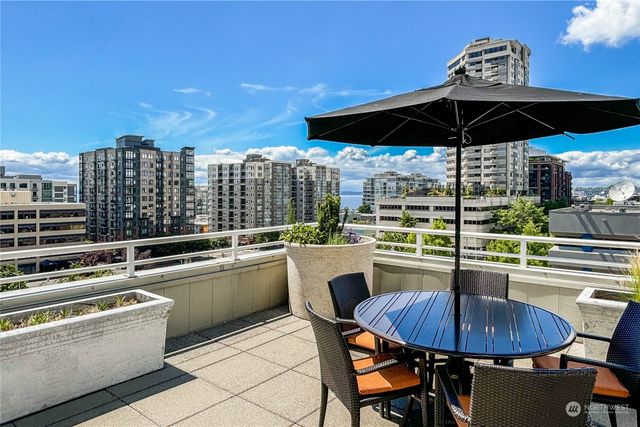 $865,000 | 2600 2nd Avenue, Unit 2201, Seattle, WA 98121