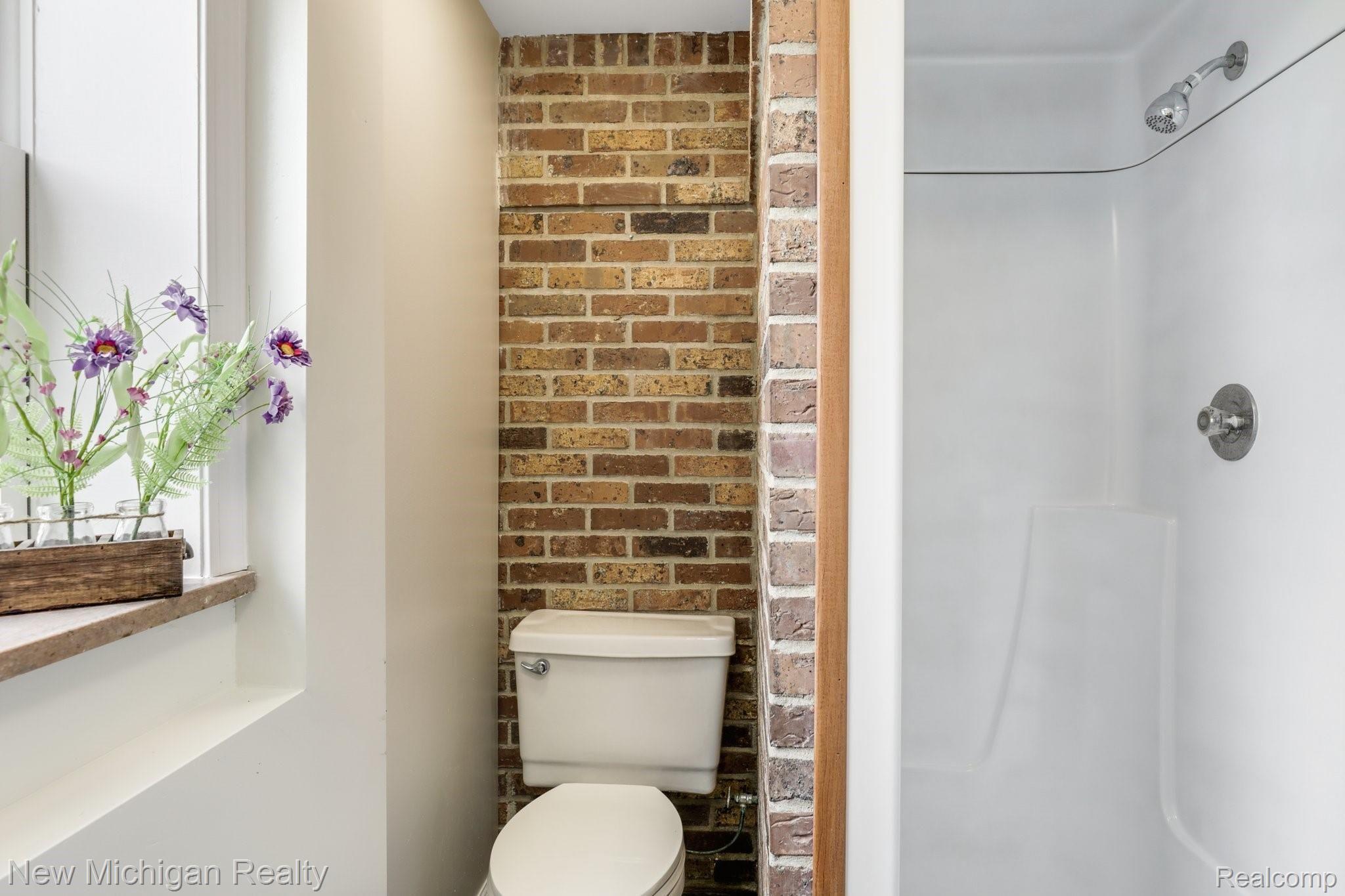3589 North Mill Road Dryden, MI 48428 - Photo 30 of 42 lower lovel bathroom