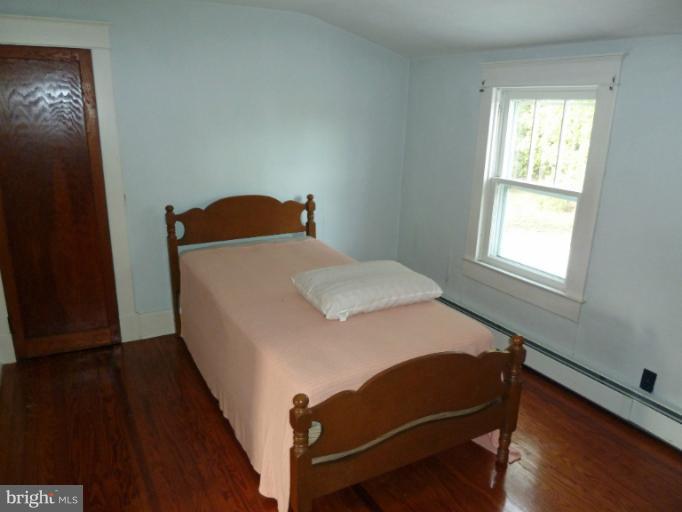 5502 Cassons Neck Road Cambridge, MD 21613 - Photo 15 of 19 Bedroom