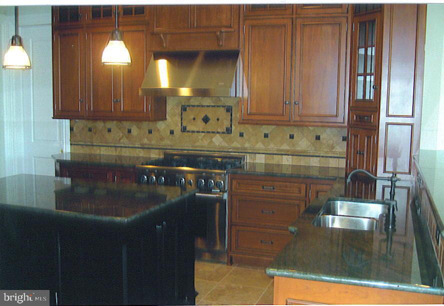 511 Dorset Street, Unit 17 Lititz, PA 17543 - Photo 4 of 15
