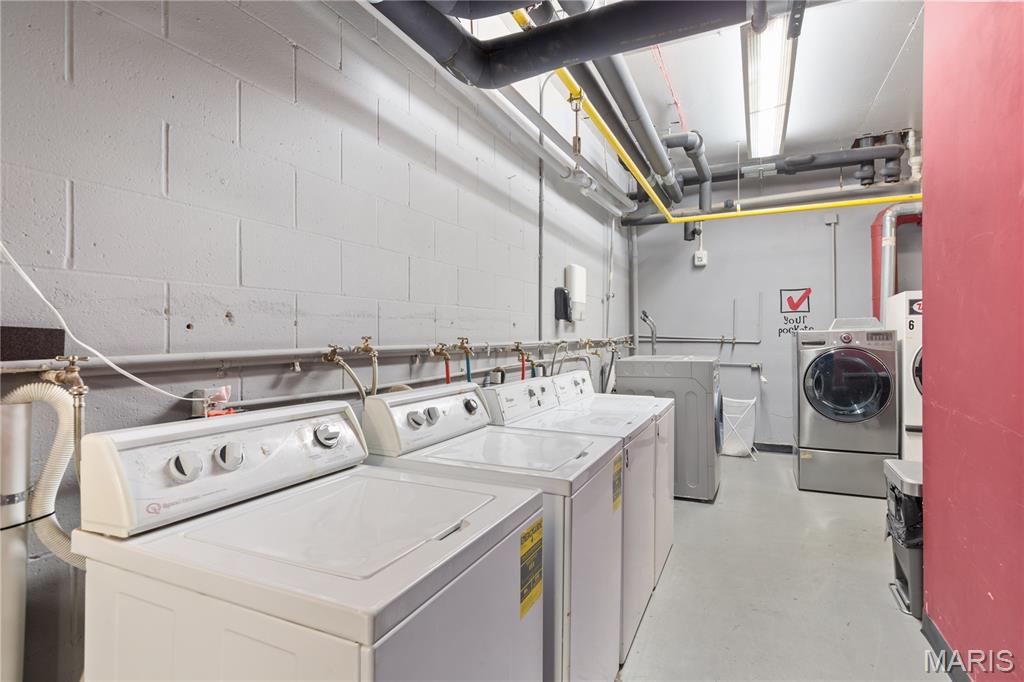 900 South Hanley Road, Unit 10B St. Louis, MO 63105 - Photo 23 of 24 Gallery Image 23