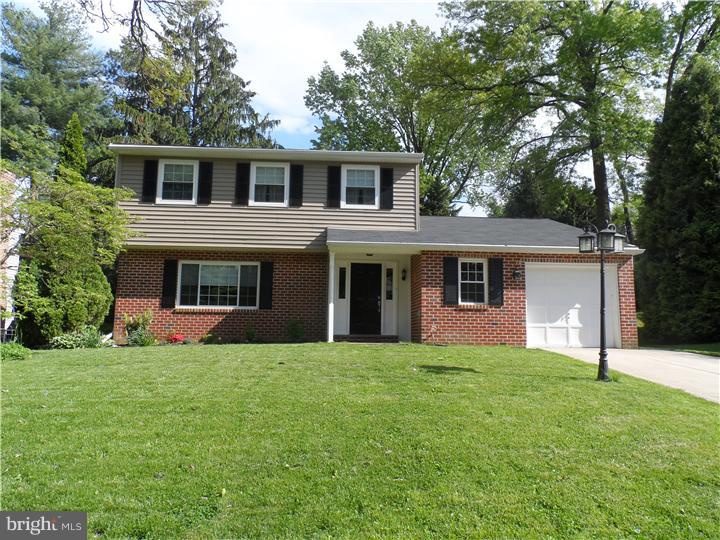 912 Longfield Road Glenside, PA 19038 - Photo 2 of 16 Exterior Front