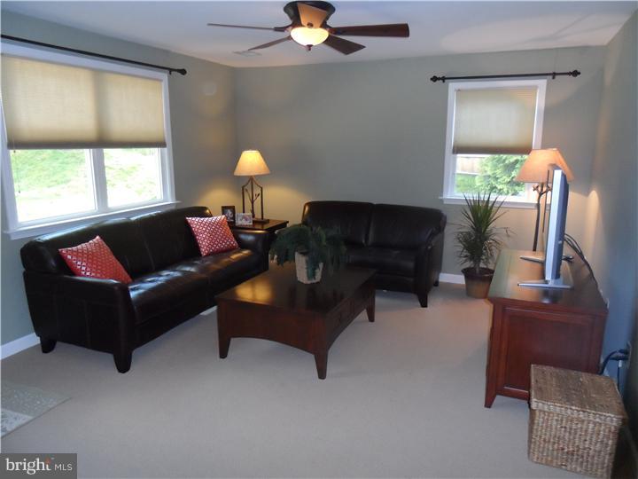 912 Longfield Road Glenside, PA 19038 - Photo 8 of 16 Family Room