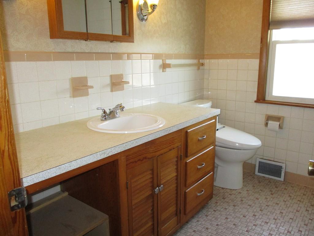 47 State Road West Westminster, MA 01473 - Photo 11 of 24 Gallery Image 11