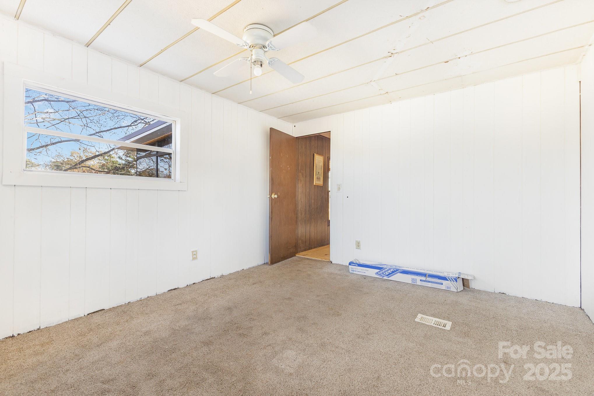 610 Osteen Road York, SC 29745 - Photo 17 of 42 a view of a room with a ceiling fan