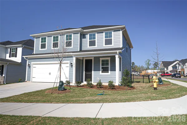 $399,900 | 5015 Twin River Drive, Denver, NC 28037