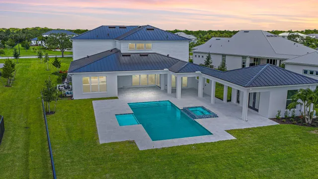$5,699,000 | 20037 Southeast Bridgewater Drive, Jupiter, FL 33458