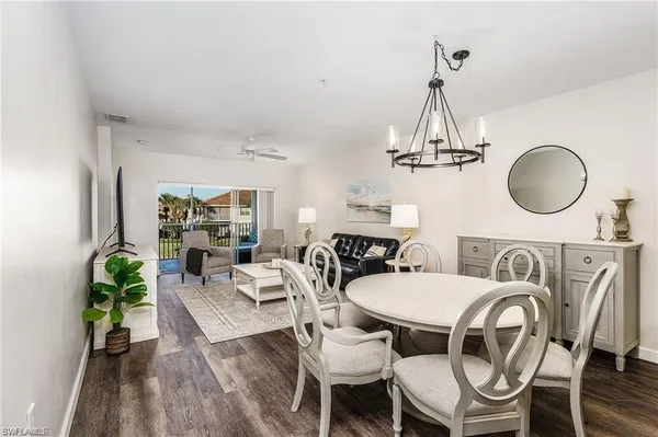 $2,000 | 3009 Driftwood Way, Unit 2802, Naples, FL 34109