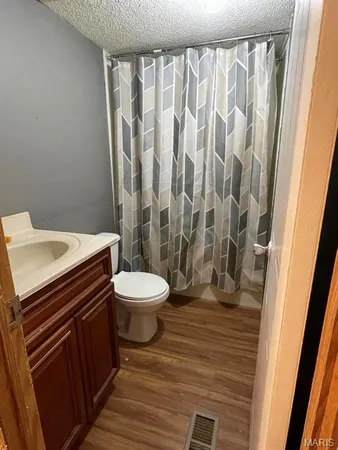 $44,800 | 130 College Avenue, Licking, MO 65542