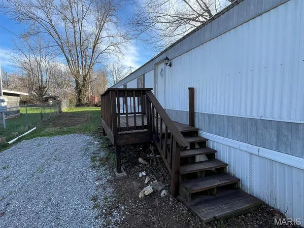 $44,800 | 130 College Avenue, Licking, MO 65542