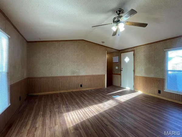 $44,800 | 130 College Avenue, Licking, MO 65542