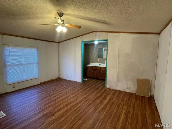 $44,800 | 130 College Avenue, Licking, MO 65542