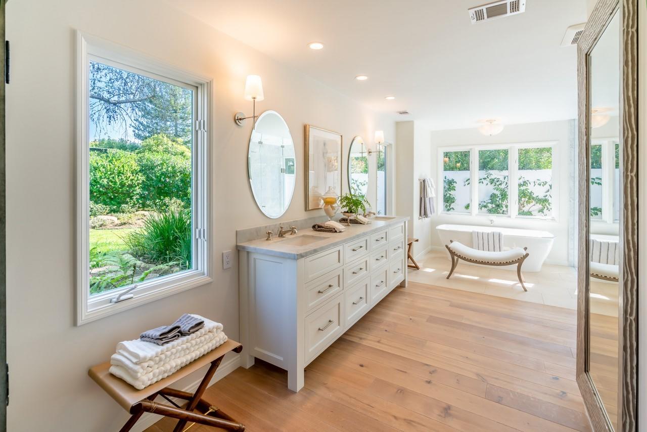 280 Santa Rosa Lane Santa Barbara, CA 93108 - Photo 11 of 19 Master Bathroom