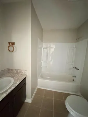 $900 | 906 Jeffrey Court, Unit D, Laplace, LA 70068