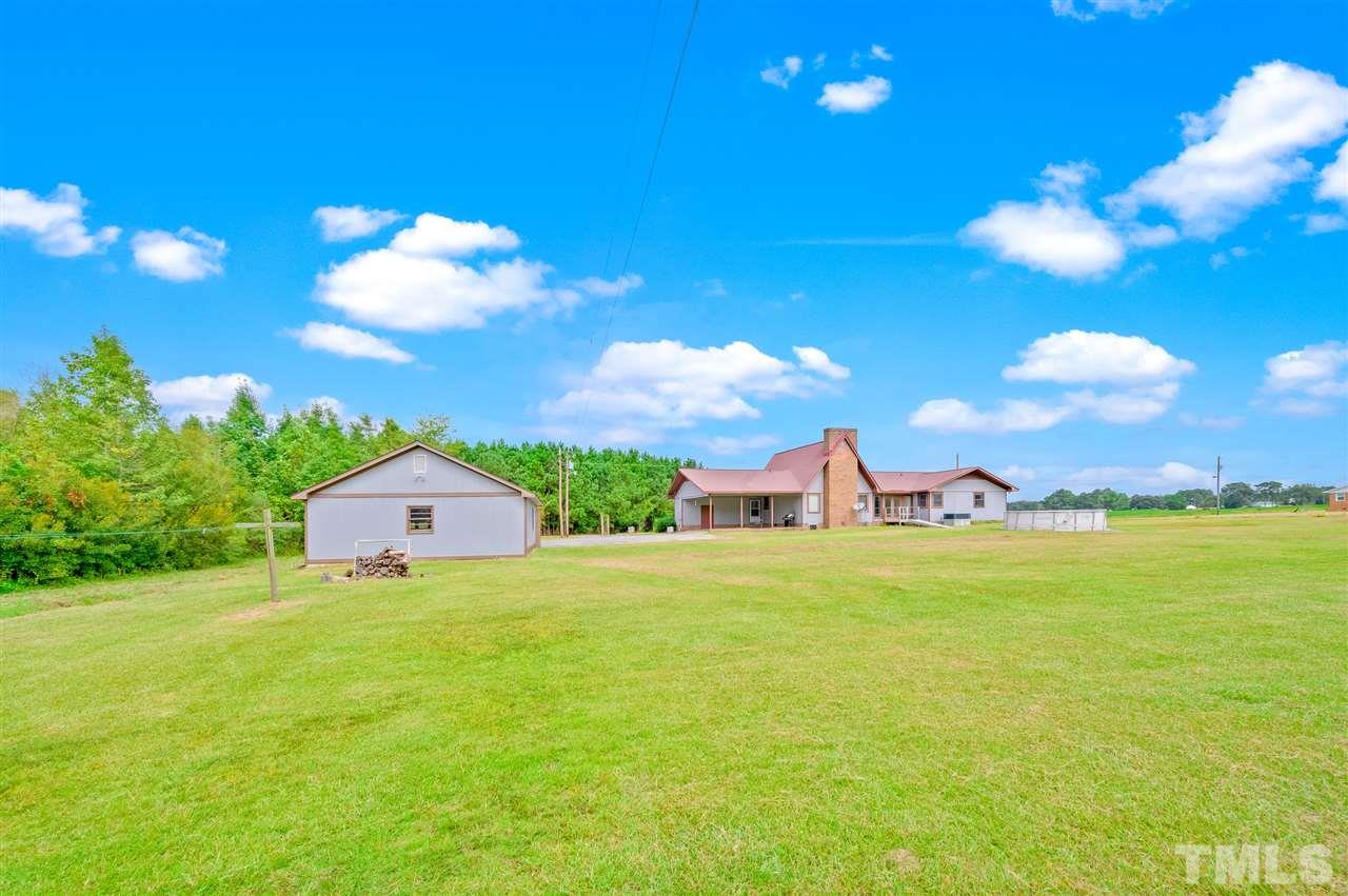265 Carroll Byrd Road Dunn, NC 28334 - Photo 3 of 26 Gallery Image 3