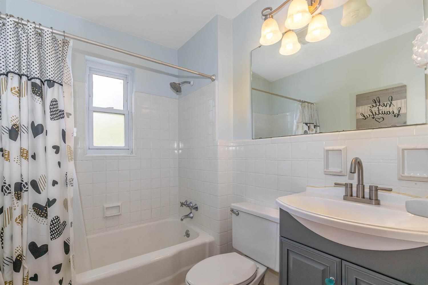 6374 Springdale Road Cincinnati, OH 45247 - Photo 13 of 40 Gallery Image 13