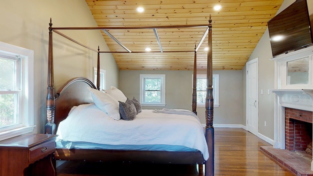 53 Harold Parker Road Andover, MA 01810 - Photo 26 of 42 Gallery Image 26