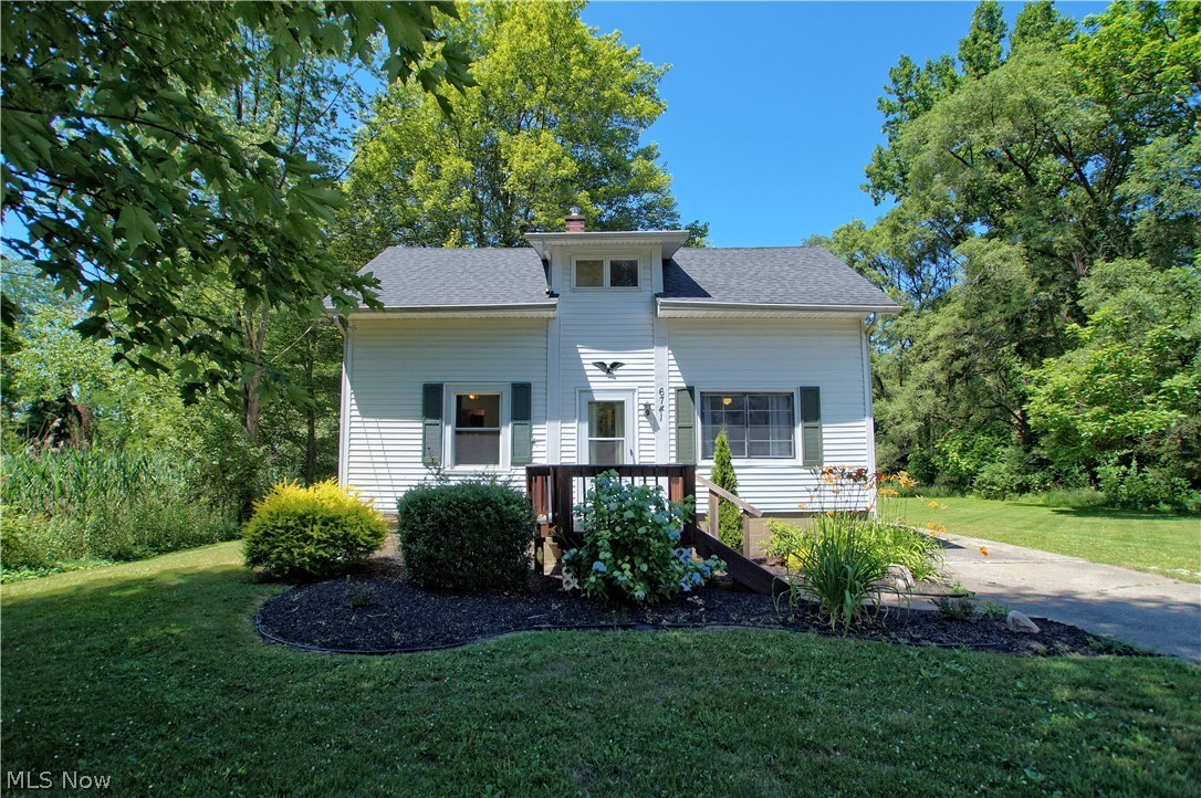 6741 North Ridge Road East Geneva, OH 44041 - Photo 2 of 33