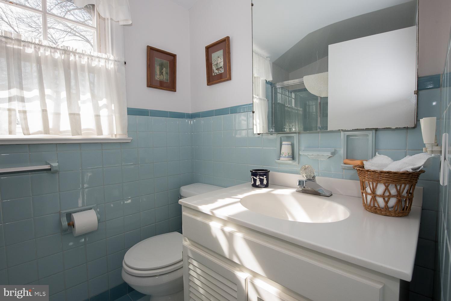 506 Williams Road Wynnewood, PA 19096 - Photo 20 of 23 Upper Level Bath