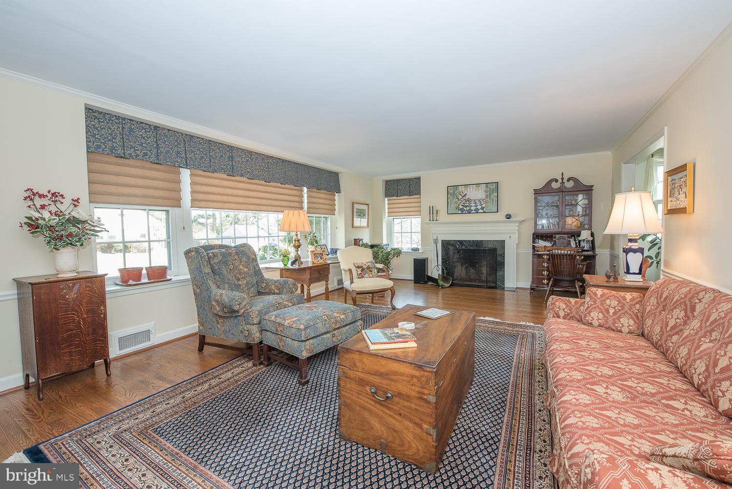 506 Williams Road Wynnewood, PA 19096 - Photo 5 of 23 Living Room/Fireplace