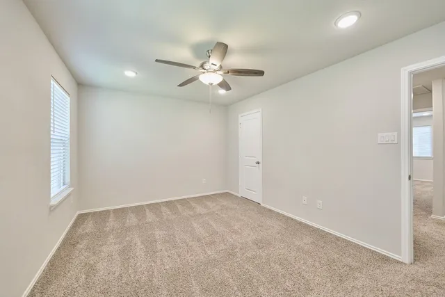 $1,900 | 901 Chickasaw Drive, Conroe, TX 77316