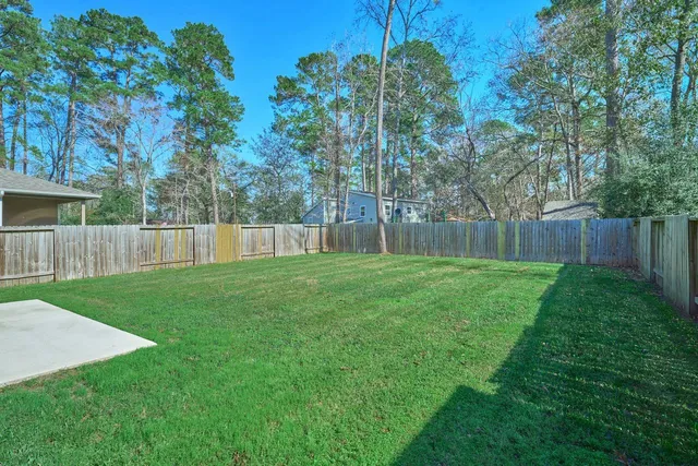 $1,900 | 901 Chickasaw Drive, Conroe, TX 77316