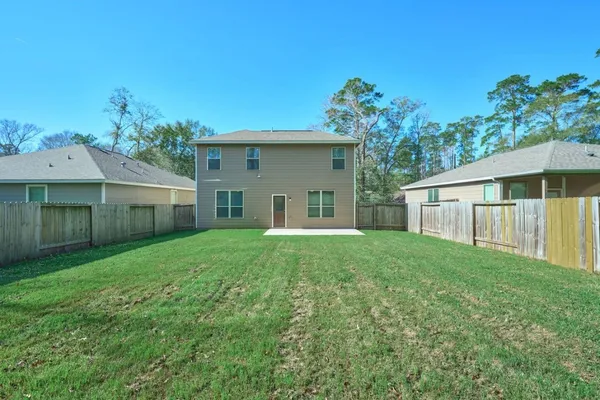 $1,745 | 901 Chickasaw Drive, Conroe, TX 77316