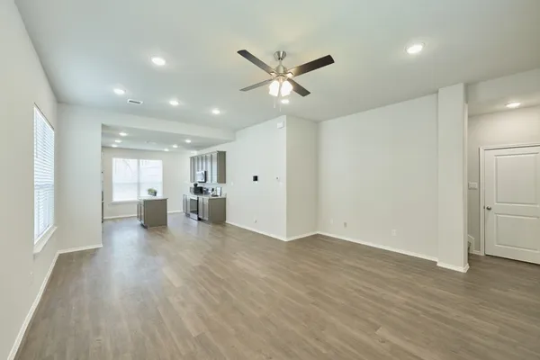 $1,745 | 901 Chickasaw Drive, Conroe, TX 77316