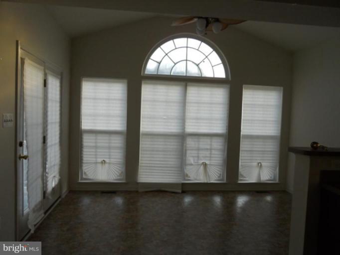 8005 Kingsmill Road Brandywine, MD 20613 - Photo 10 of 10 Sunroom