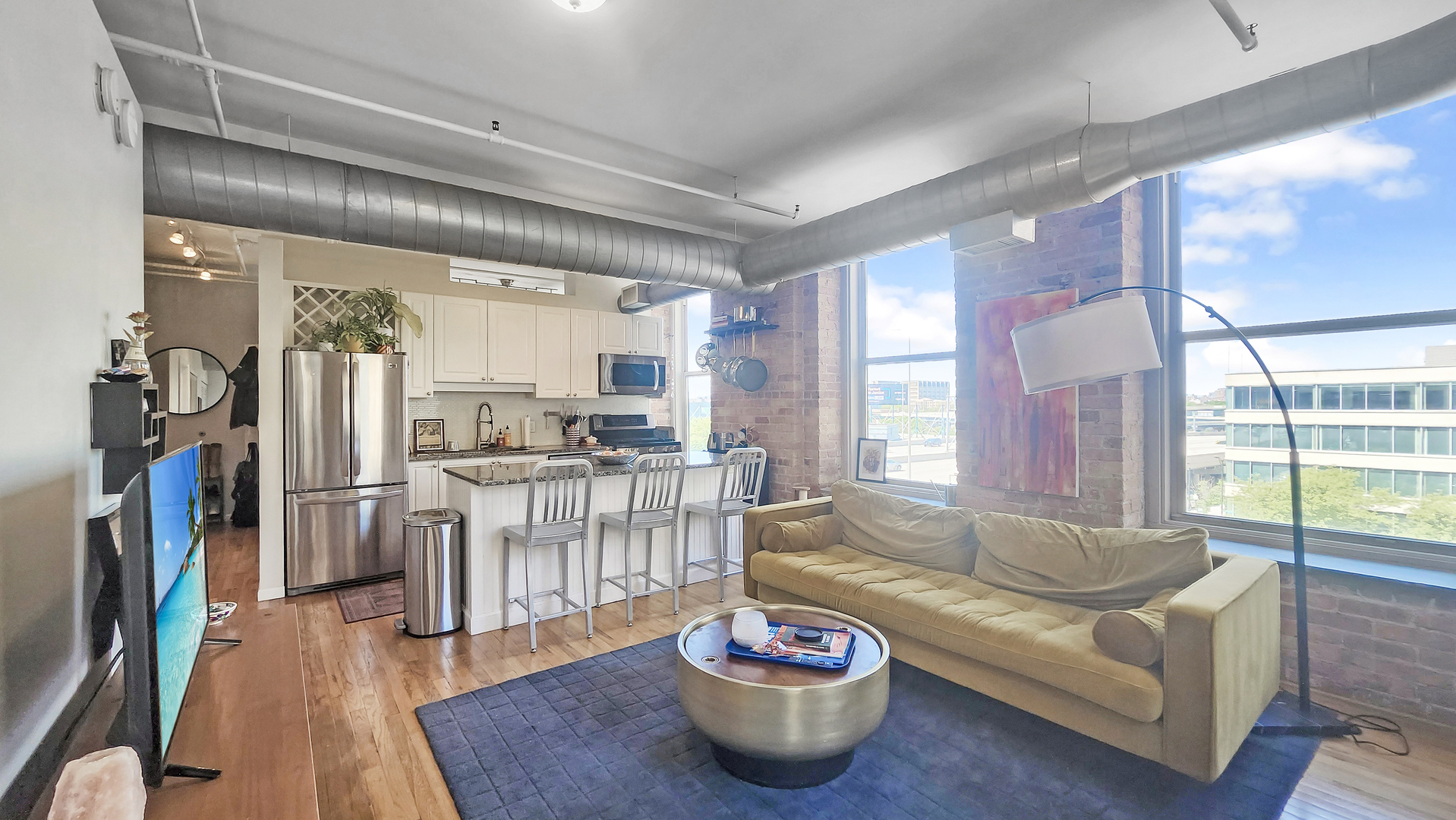 420 South Clinton Street, Unit 401 Chicago, IL 60607 - Photo 3 of 26